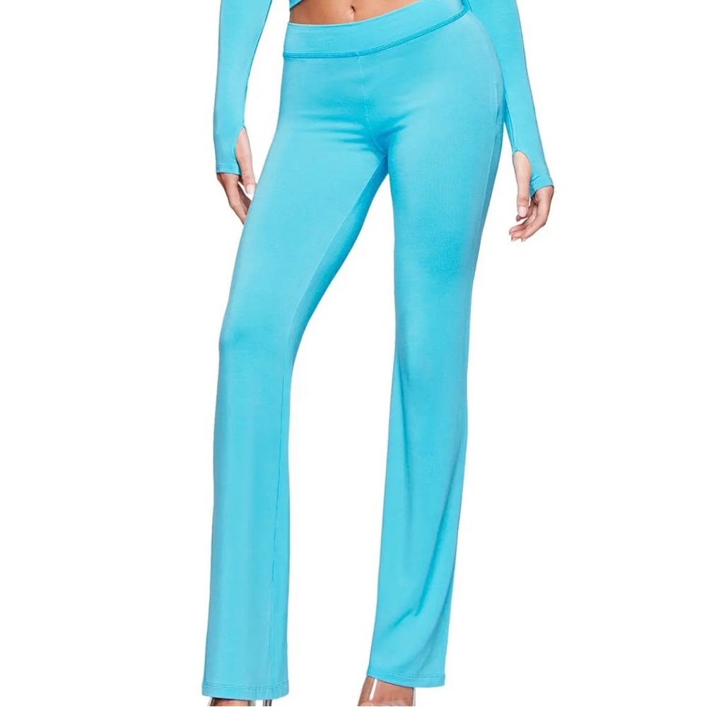 Stylish Blue Women's Track Pants